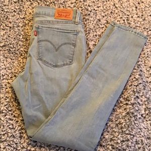 Levi jeans